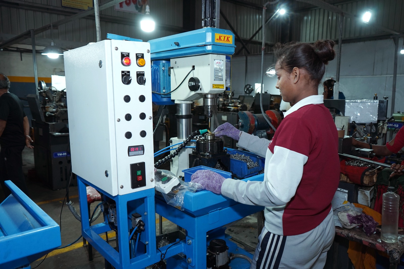 Bolt Maker Machines